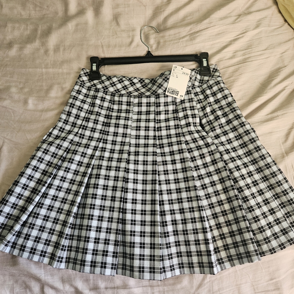 NEW H&M DIVIDED Plaid Blue Skirt, US 6